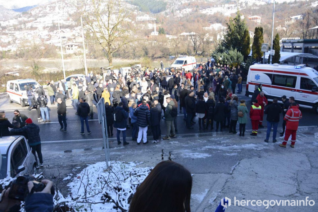 Prosvjed zdravstvenih djelatnika Konjic