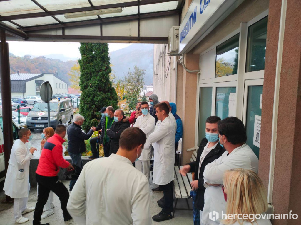 Prosvjed zdravstvenih djelatnika u Konjicu