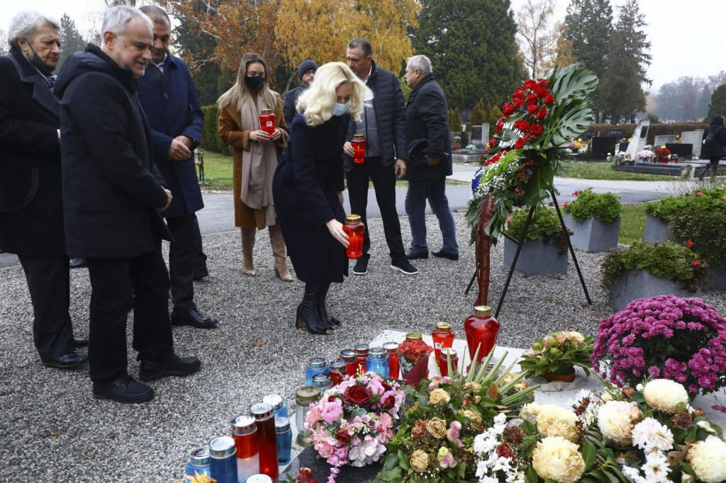 Natalija Prica Milan Bandić grob