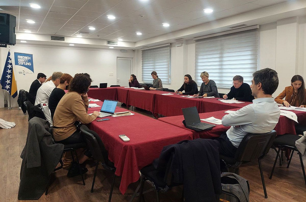 Okrugli stol mladi Fondacija Friedrich Ebert