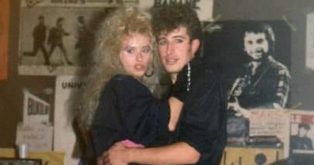 Kasandra, pjevačica, glazbenica