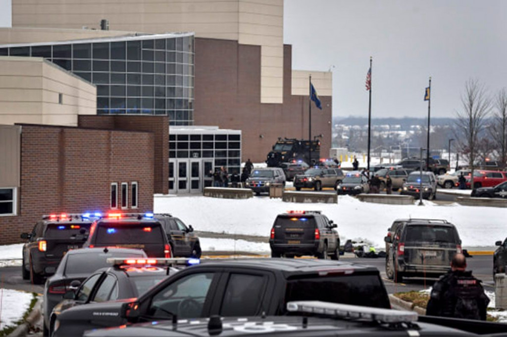 Michigan pucnjava srednja škola