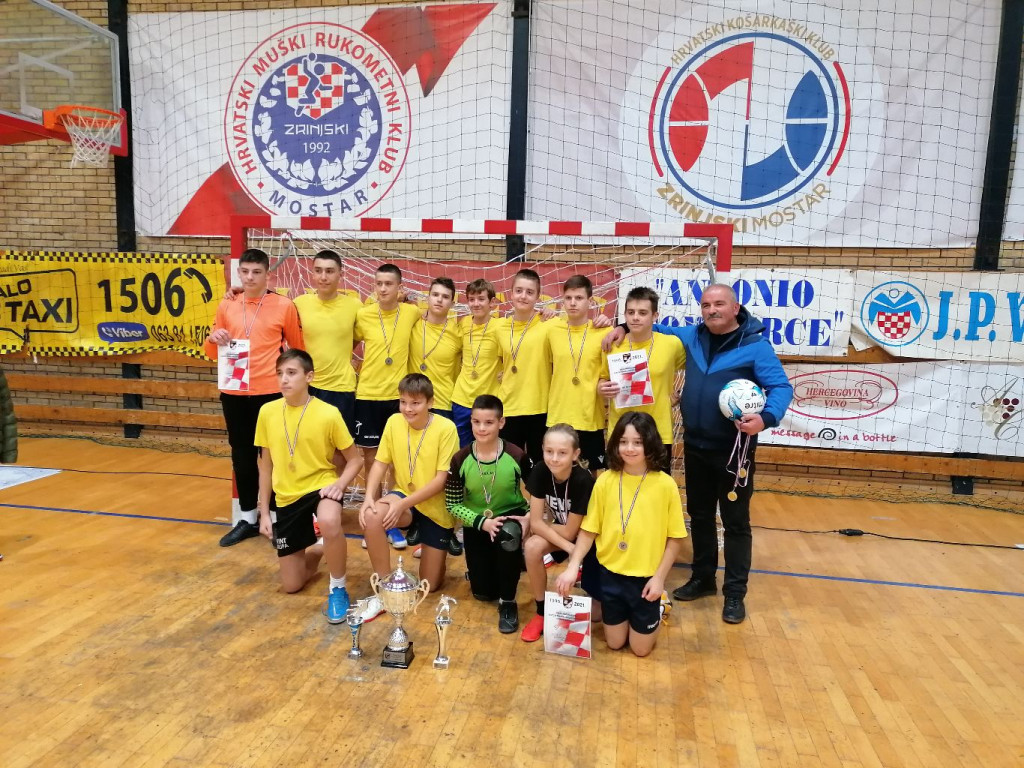 Božićni turnir, Hvidra turnir