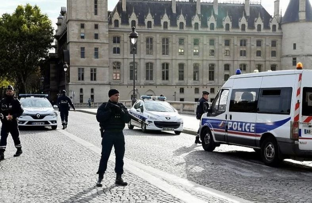 talačka kriza, Pariz