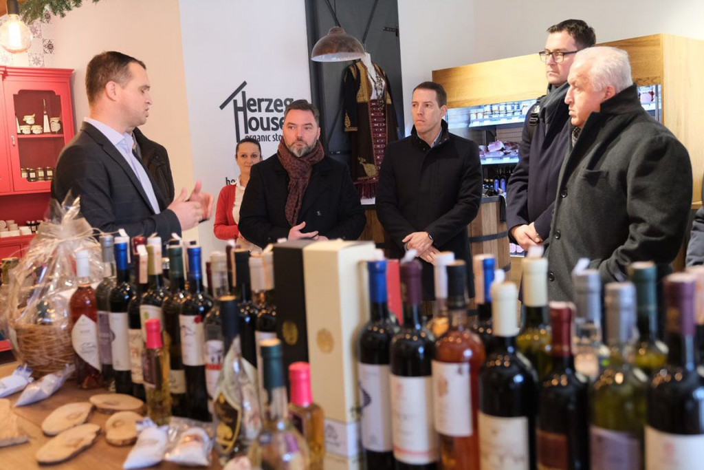 Košarac i Guven u Trebinju