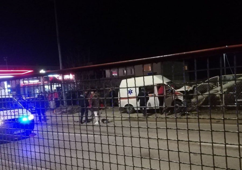 prometna nesreća, trn, hitna pomoć