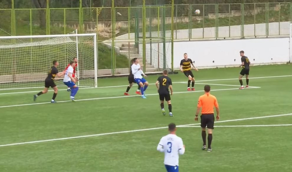 Filip Čuić, pogodak, škarice