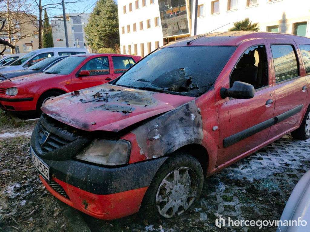 Gorio automobil Vukovarska ulica