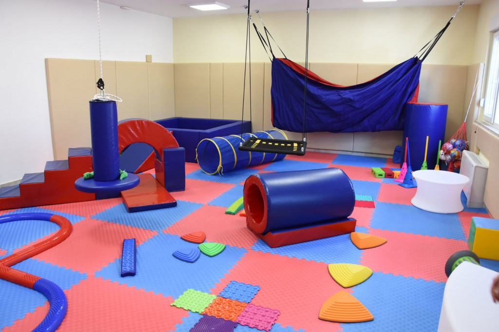 senzorna soba, Edukacijsko rehabilitacijski centar, djeca s posebnim potrebama, Čitluk, senzorni park, udruga susret, Čitluk, djeca s posebnim potrebama