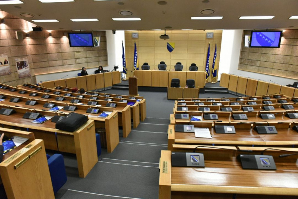 bih parlament, Bosna i Hercegovina, zloupotreba
