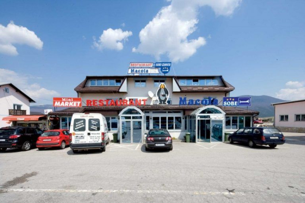 ukrajinske izbjeglice, Macola