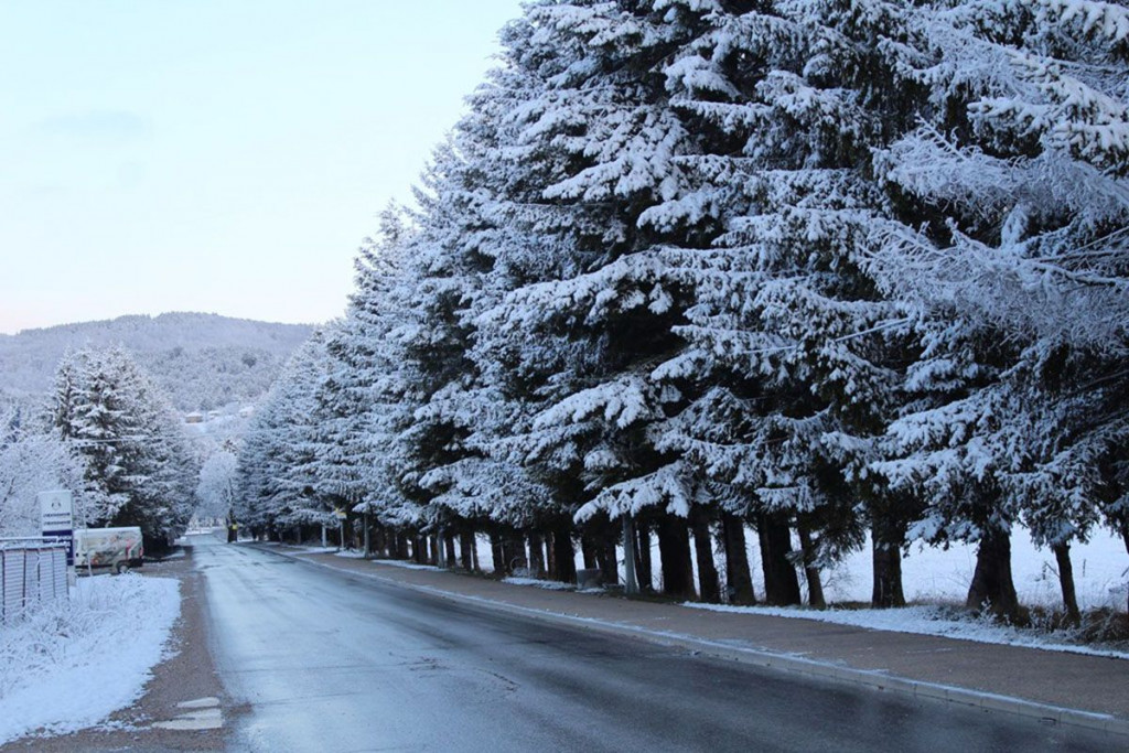 Snijeg Nevesinje travanj 2022