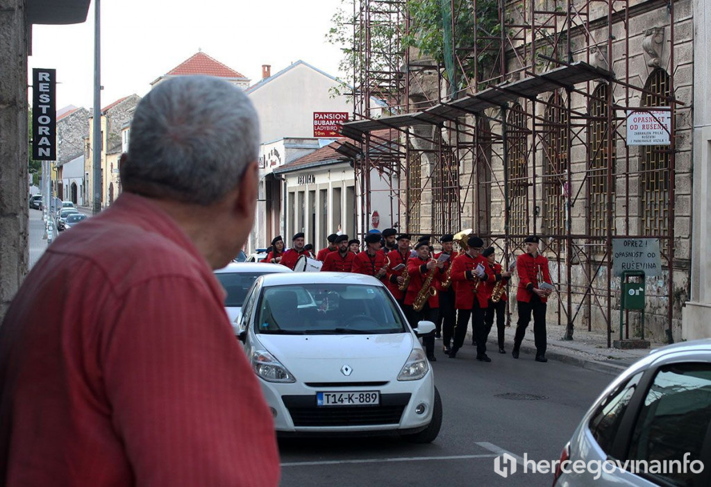 Prvosvibanjska budnica u Mostaru