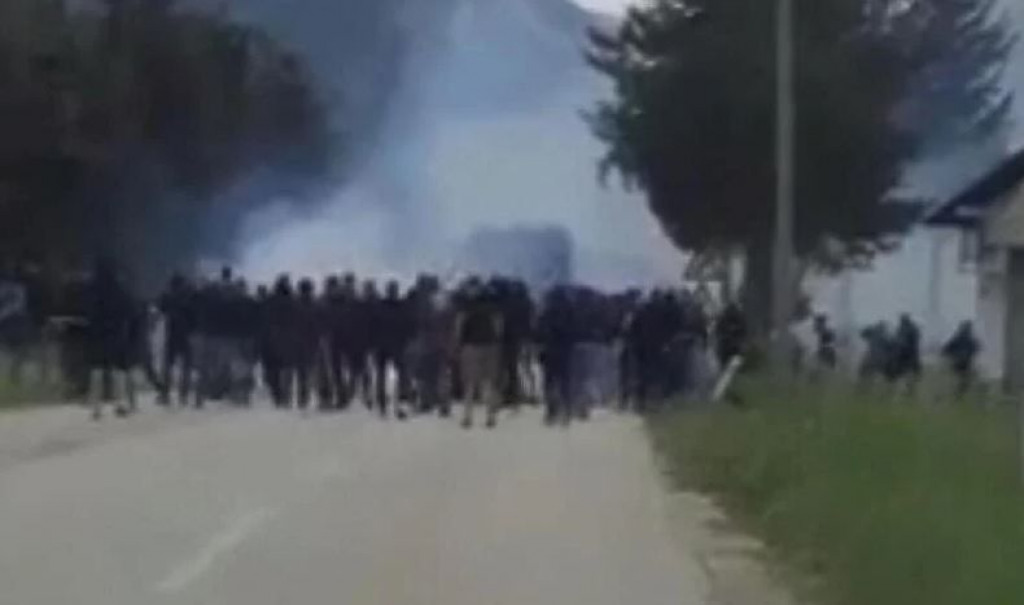 manijaci,Lešinari,navijački neredi