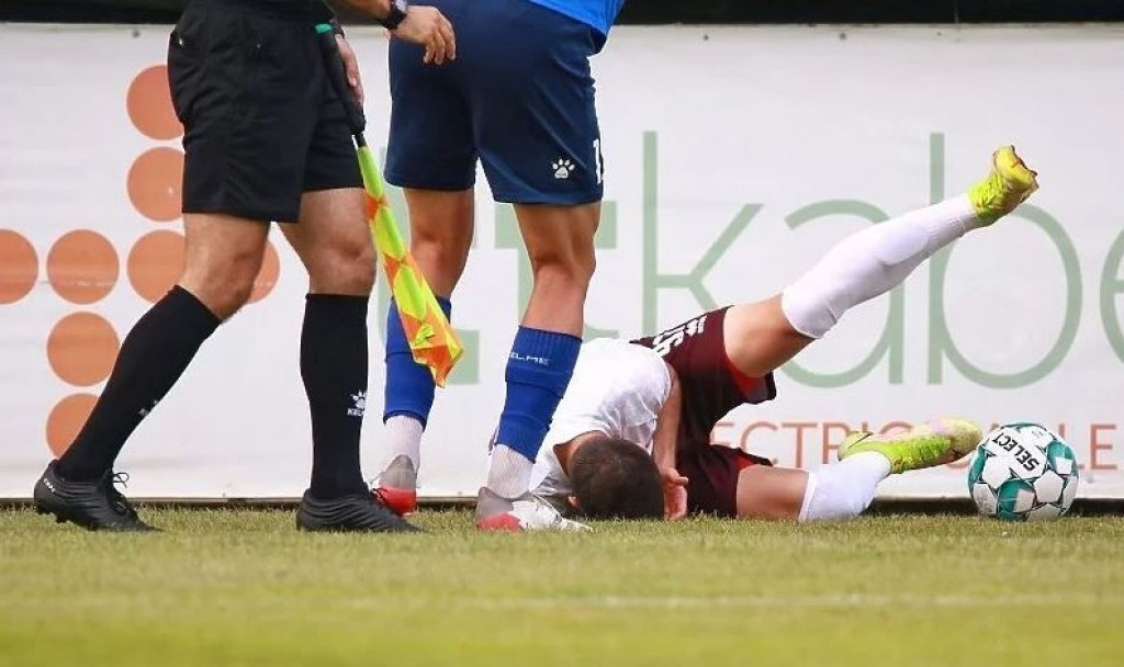 NK Široki Brijeg, FK Sarajevo, Pecara