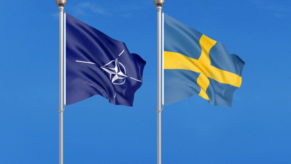 Švedska i NATO zastava