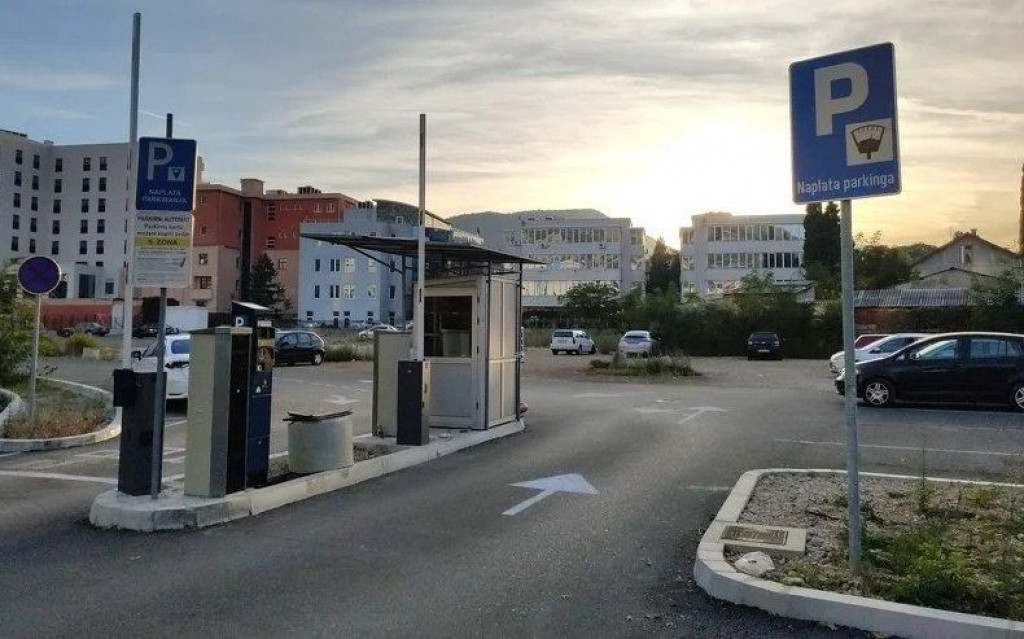 Mo parking,parking,Mostar