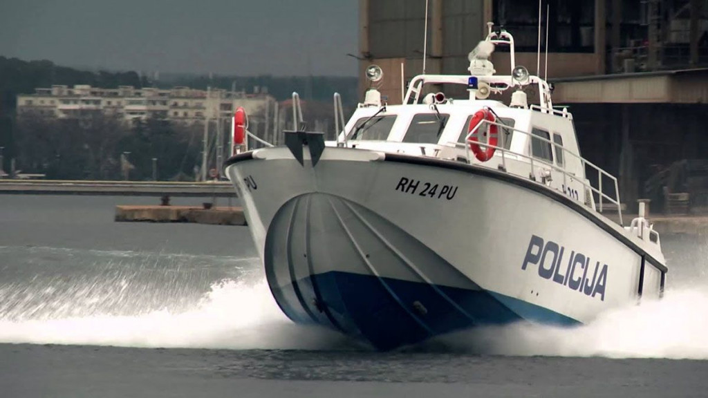 Policija Hrvatske brod