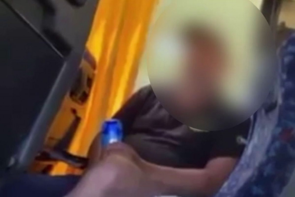 samozadovoljavanje,Tuzla,Brčko,autobus