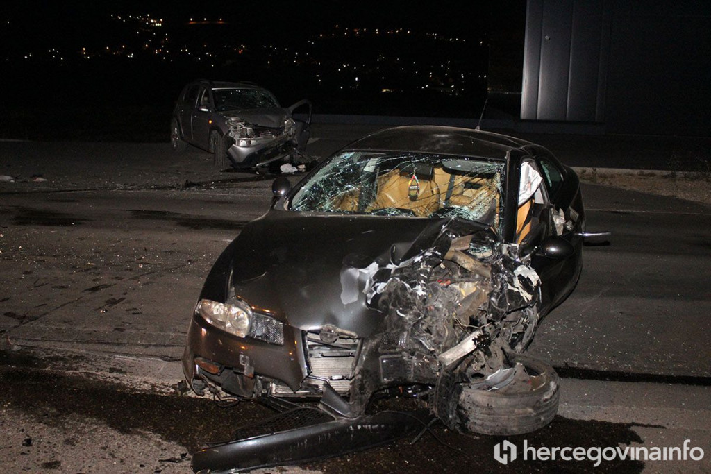 Rodoč sudar Alfa Romeo i Dacia