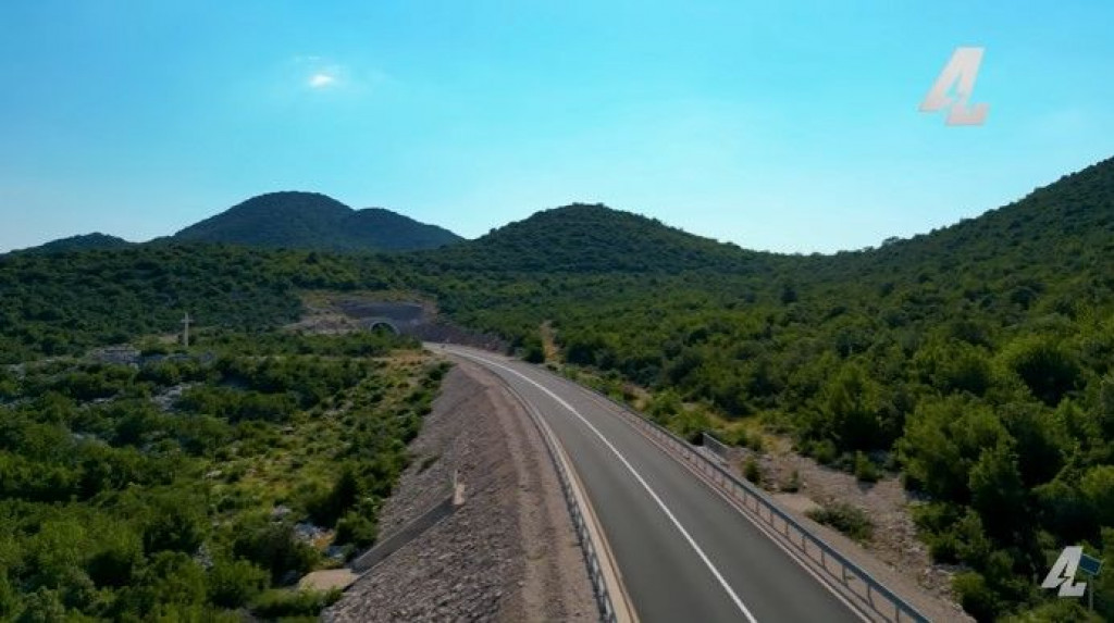 cesta neum - stolac,Hercegovina,cesta