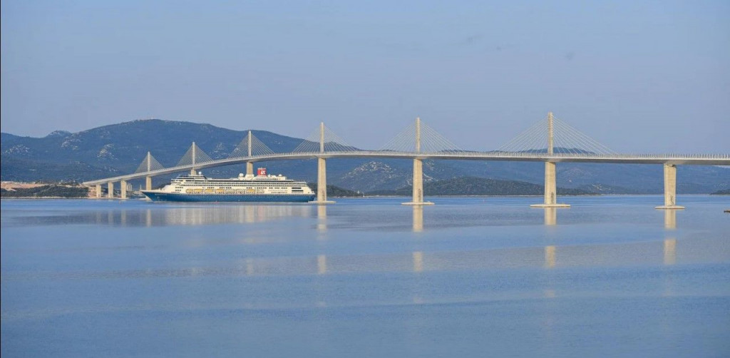 Pelješki most,kruzer bolette,Neum,Željko Komšić