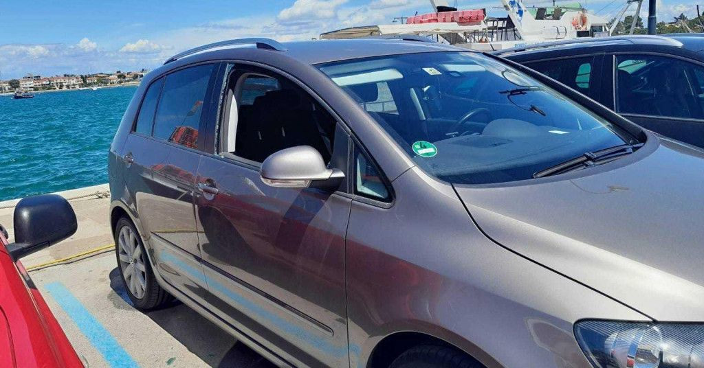 beba,umag,vatrogasci,automobil