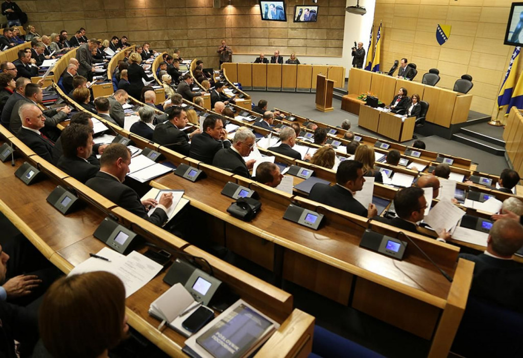 političari,povećanje plaće,Bosna i Hercegovina,reakcije,povećanje plaća,državni službenici 