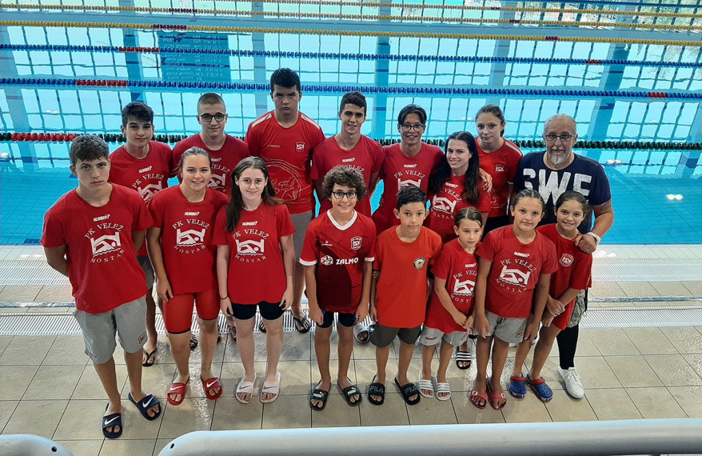 Plivači Veleža na mitingu Srđan i Maksim u Trebinju