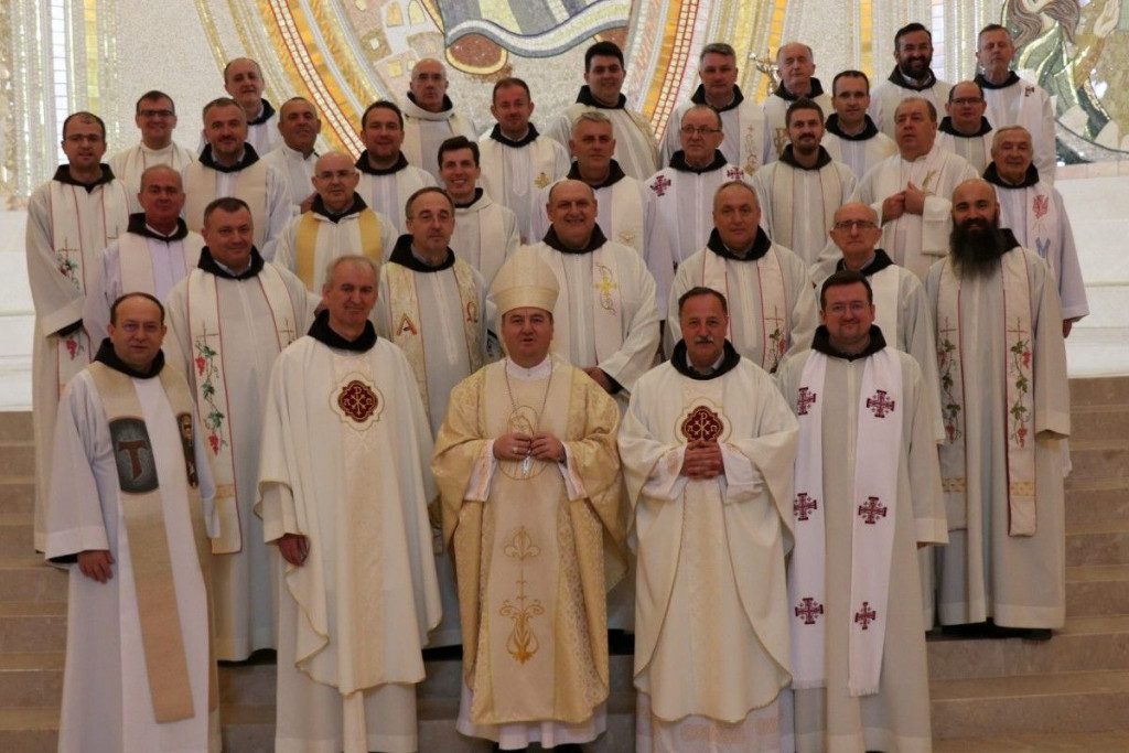 Svećenici Biskupija Mostar