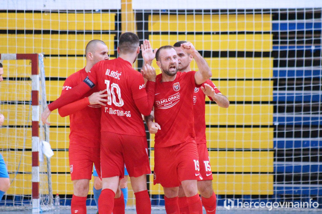 Mostar Stari grad Staklorad 2022