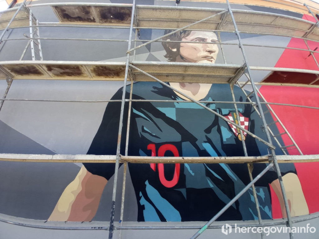 Luka Modrić mural Mostar