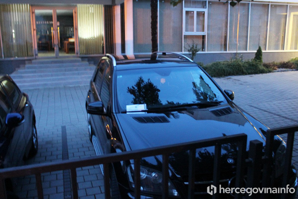 Zaplijenjeni Mercedes