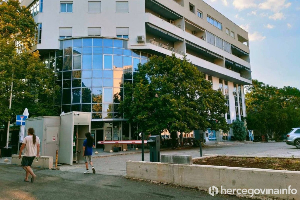 Nekadašnja zgrada OHR Mostar