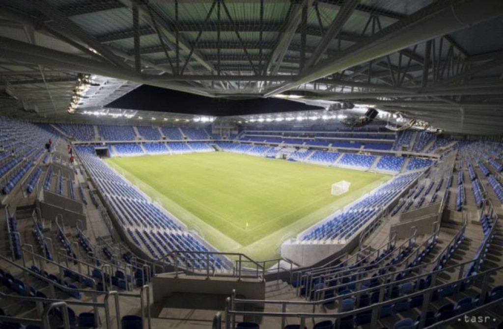 Stadion HŠK Zrinjski,Slovan,konferencijska liga 