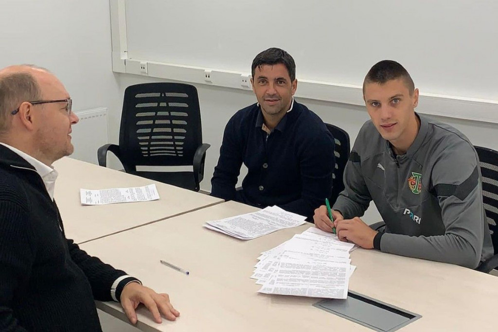 igor savić,Stadion HŠK Zrinjski,Torpedo Moskva