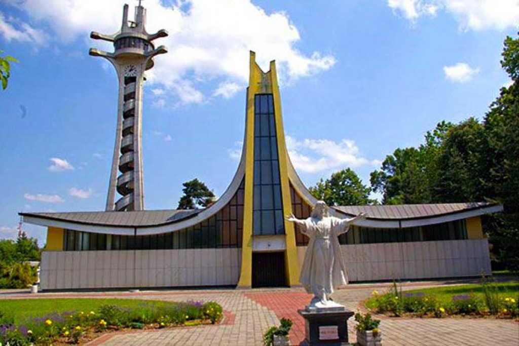 Katedrala sv. Bonaventure u Banjoj Luci