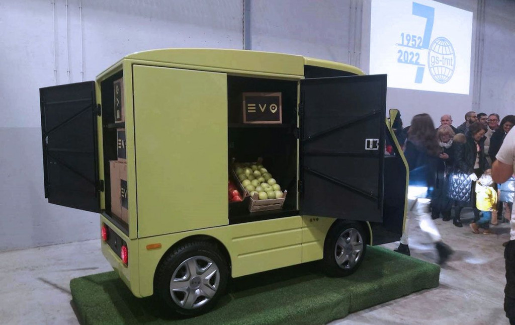 Evo električni automobil