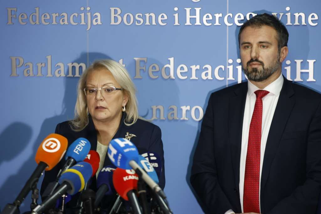 Lidija Bradara i Igor Stojanović