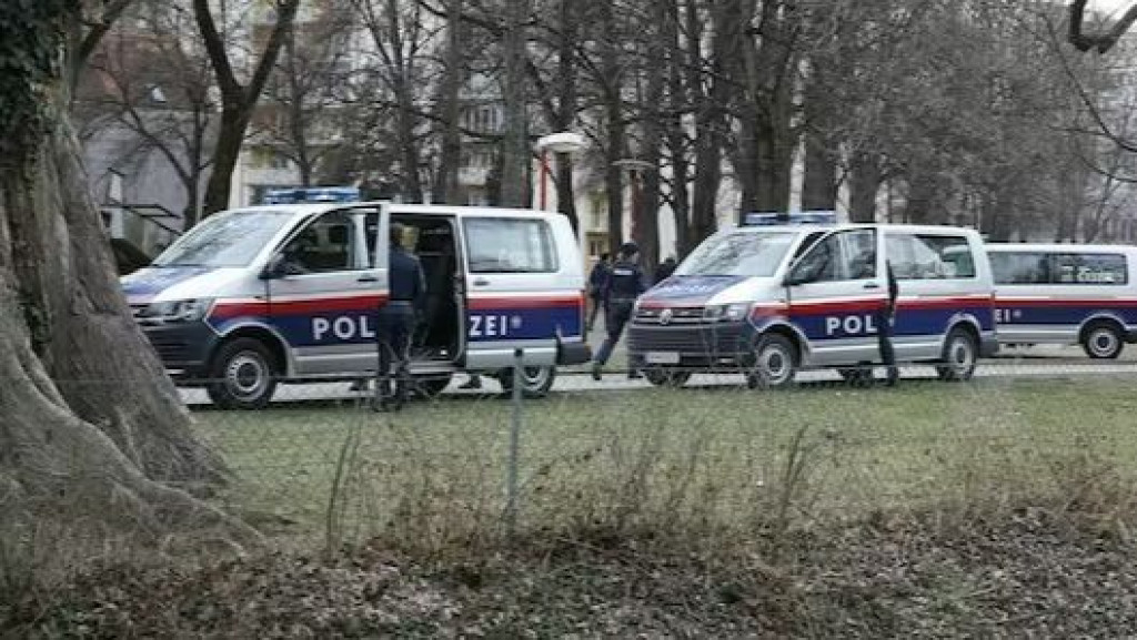 Policija austrija polizei