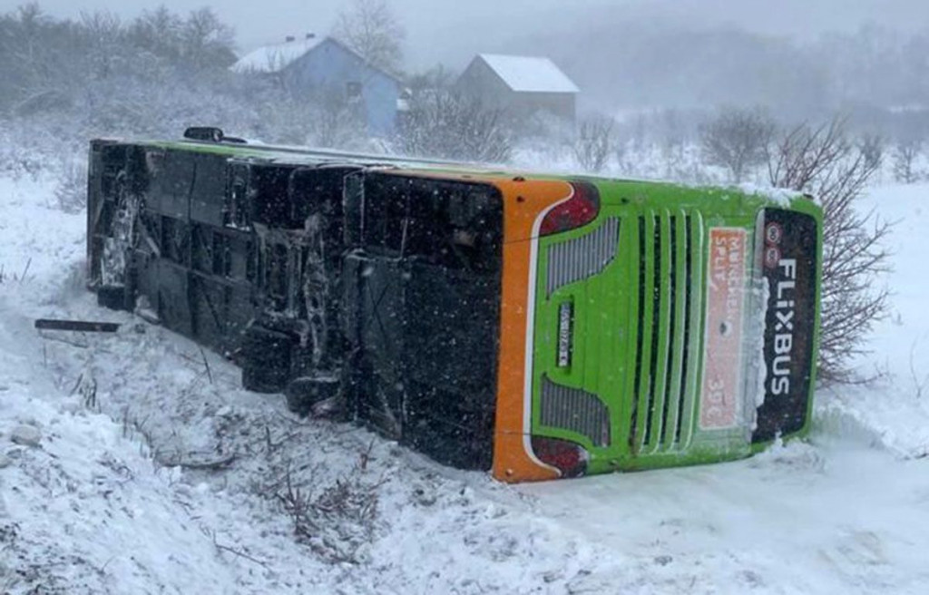 Autobus Flixbus prometna nesreća Korenica