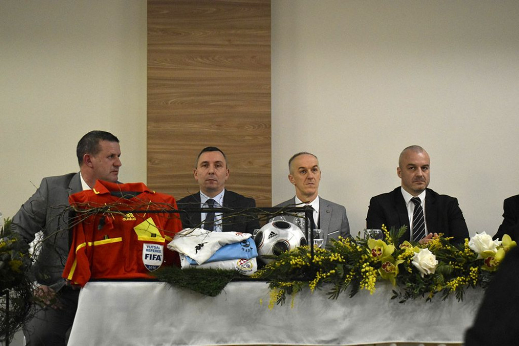 Goran Paradžik knjiga sudac