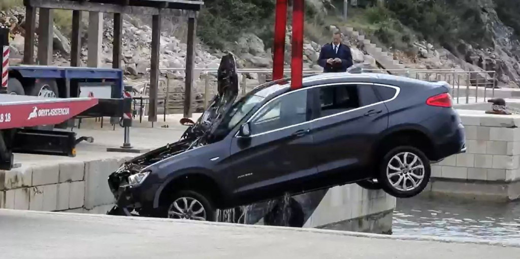 BMW automobil luka Pelješac