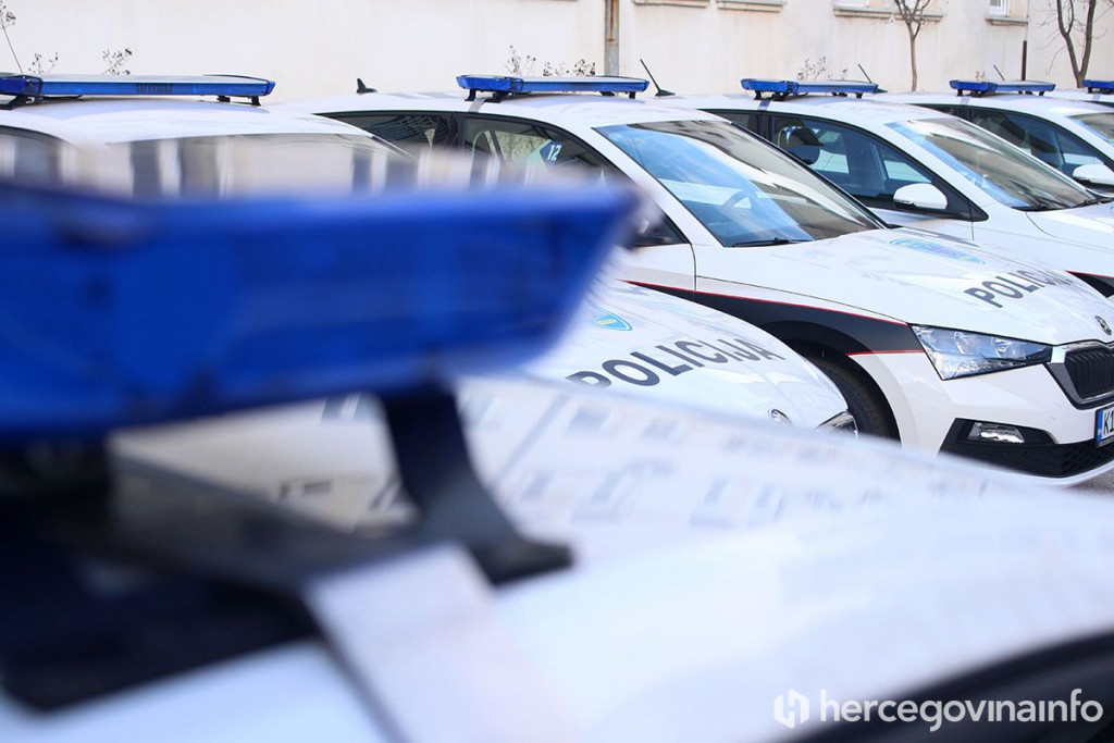 Policija vozila rotacije