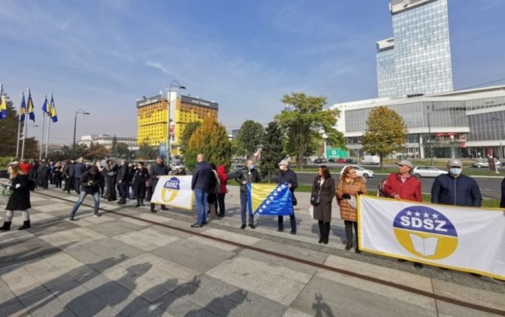 Zaposleni u institucijama BiH
