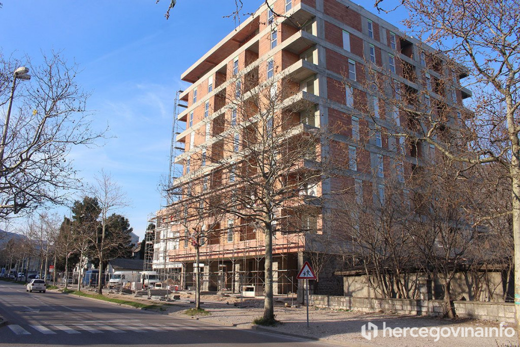 Zgrada Dolina Sunca Južni logor