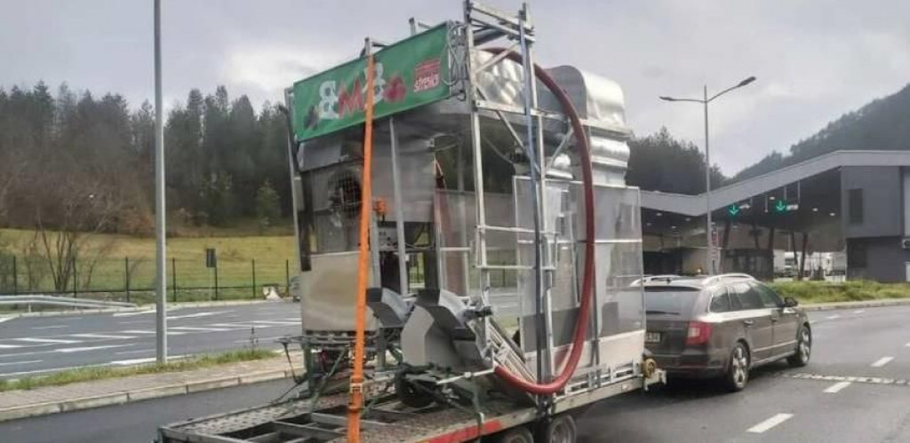 berač malina izvezen u Sjevernu Makedoniju