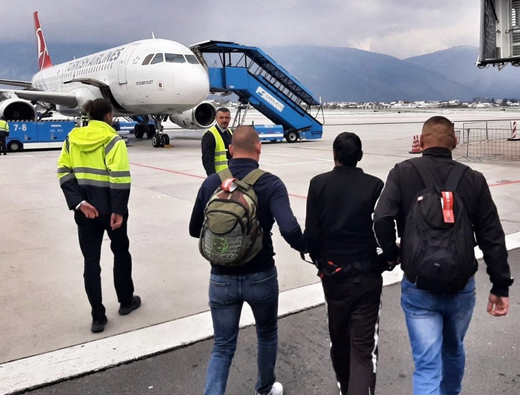 Ilegalni migrant deportiran iz BiH u Bangladeš