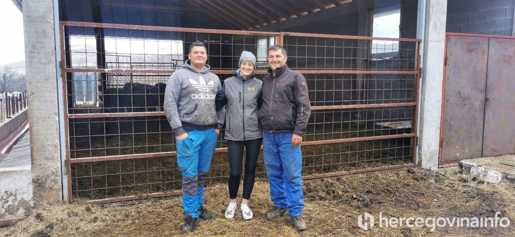 Farma Ljubas Roško Polje
