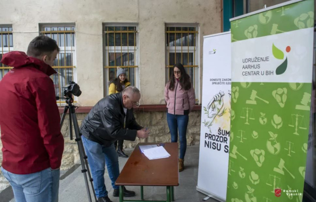 Prozor Rama potpisivanje peticije